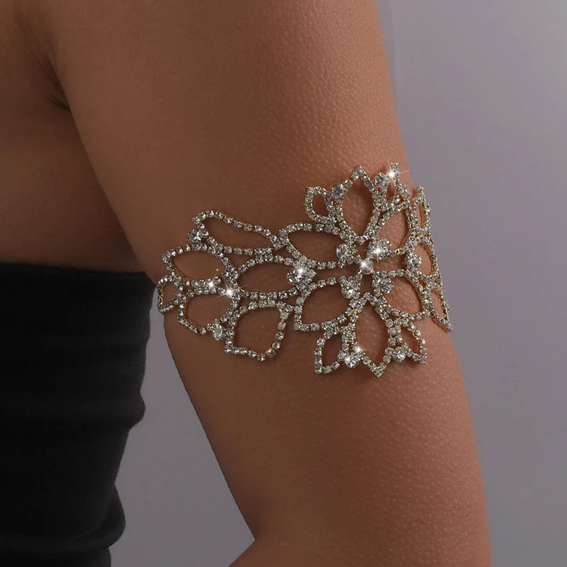 Stonefans Sexy Hollow Flower Shape Rhinestone Arm Bracelet for Women Simple Floral Bridal Bracelet Wedding Jewelry Accessories