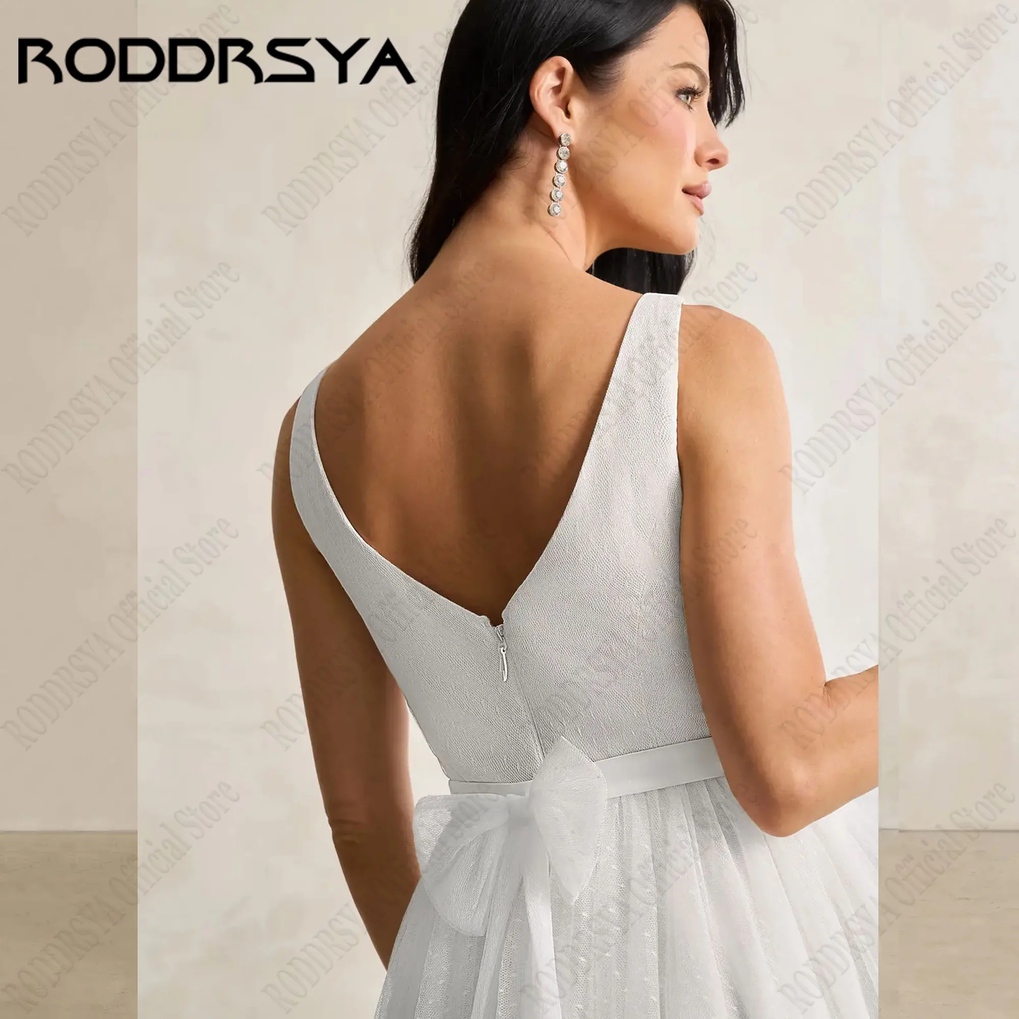 RODDRSYA Simple Sleeveless Wedding Gowns Women A-Line V-Neck Tulle Bride Dresses With Bow Backless robe de mariée Customized