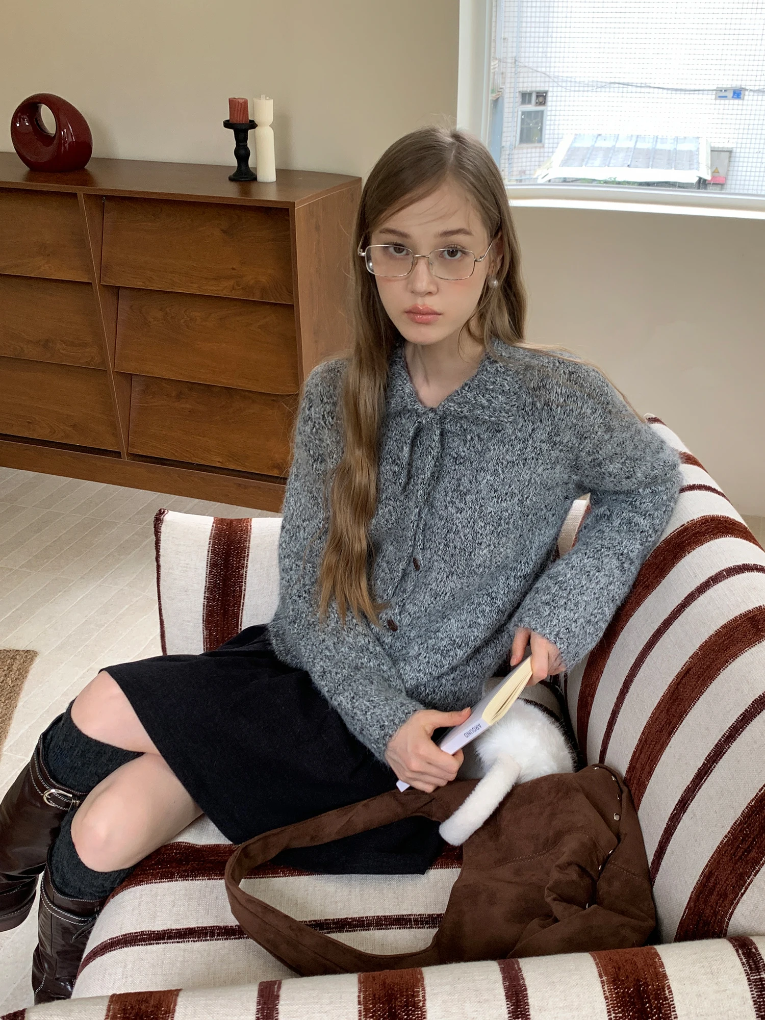 

Серый свободный повседневный полосатый свитер EGGKA для женщин, осенне-зимний кардиган с завязками на шее, стройнящий топ в стиле lazy.