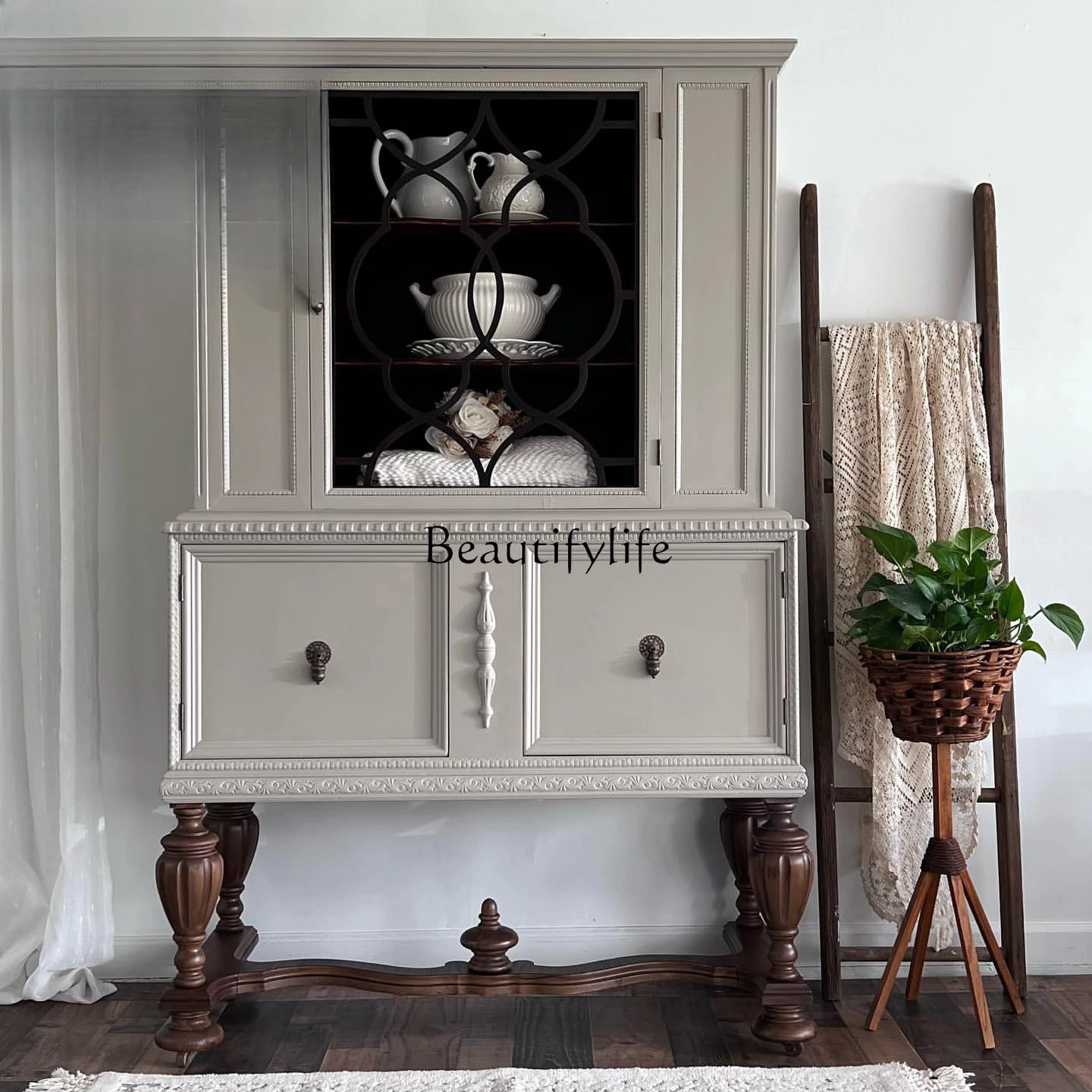 

French Retro Solid Wood Sideboard American Modern Minimalist Living Room Wall-Mounted Storage Cabinet