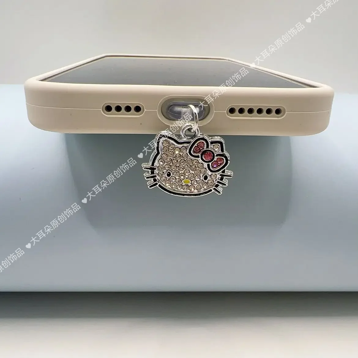 Kawaii سانريو الماس البطانة مرحبا كيتي الغبار التوصيل الكرتون أنيمي الهاتف المحمول العالمي الغبار التوصيل آيفون نوع-c قلادة مجوهرات G