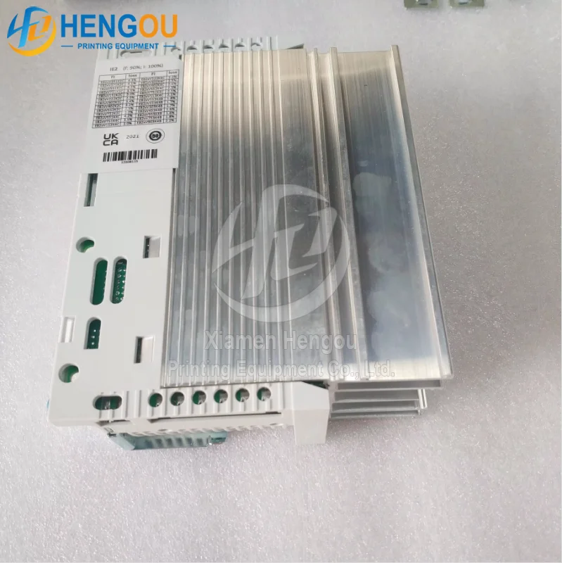 Original New Inverter Drive 8200 Vector 0.75kw L37U395235 E82EV751-4C200 D-31855 Aerzen for Man Hengou 700 Printing Machine Part