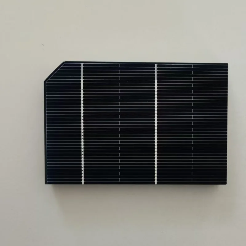Mono Crystalline Solar Cells 21% Efficiency 78mm x 52mm For DIY Solar Panel 0.85W 0.5V Each Piece