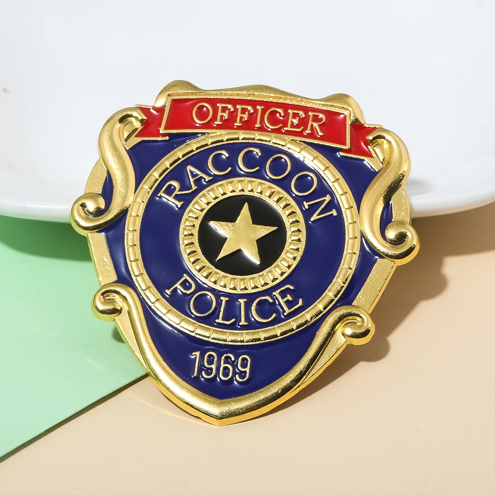 Residents Evils Enamel Pins Brooch The Raccoon Police Department RPD Red Blue Banner Metal Badge Brooches Lapel Pin Jewelry Gift