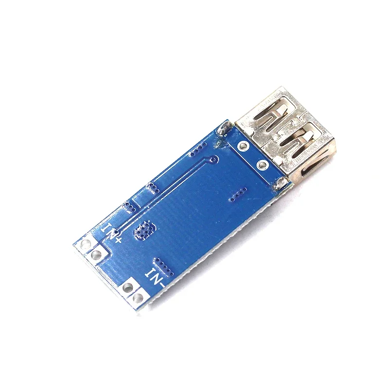 DC-DC USB 스텝다운 조정 전원 공급 장치 모듈 7.5V-9V/12V/24V28V ~ 5V 휴대 전화 자동차 충전 모듈