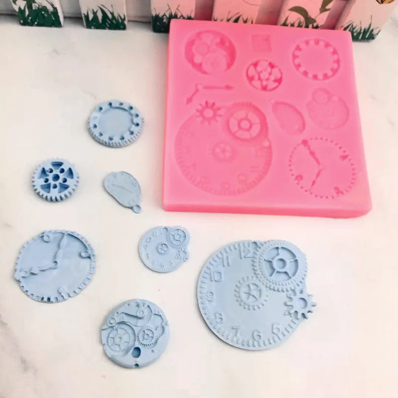 Large Gear Machinery Series Clock Accessories Compass Silica Gel Decorative Candy Cake Chocolate Food Grade Mold