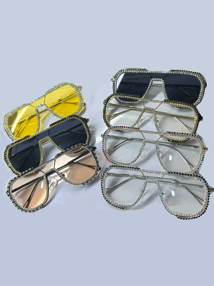 Diamanten-Sonnenbrille für Damen 2026 – Neue luxuriöse Strass-Sonnenbrille, einzigartige handgefertigte modische Einteiler-Sonnenbrille für Frauen, übergroße Brillen – Detail 10