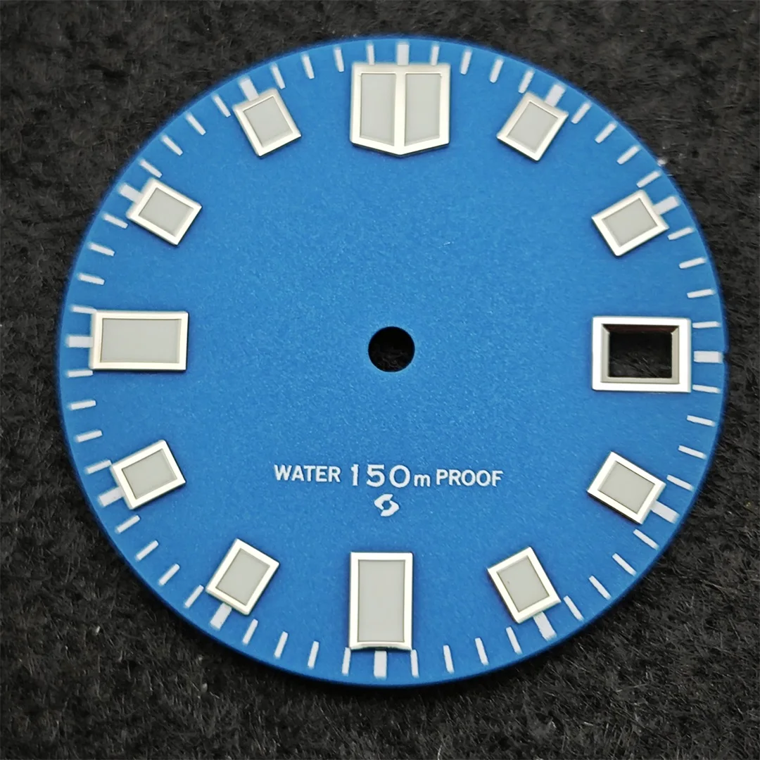 Quadrante dell'orologio da 28,5 mm con data singola, calendario, quadranti, accessori per orologi luminosi verdi per movimento SKX NH35A/ 4R35