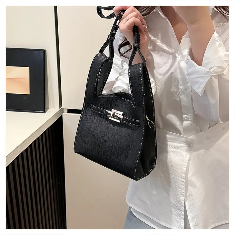 

Fashionable Minimalist Clutch Handbag Mini Size with Logo Elegant for Evening Women Solid Color