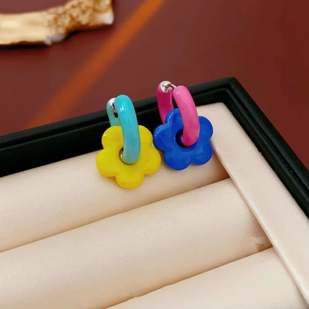 1pair New Resin Acrylic Flower Earrings Dopamine Two Wearing Styles Drop Earrings Gold Color Circle Hoop Earrings Gift