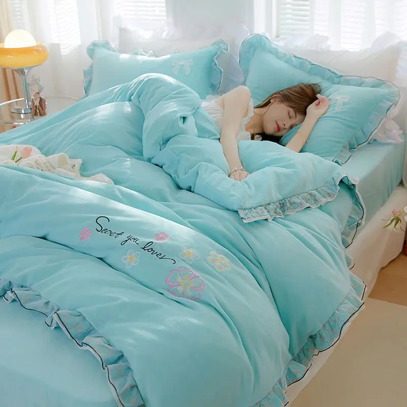 Bedding Quilt Cover, Bed Sheet Pillowcase Double-sided Velvet Four-piece Set  Bed Set Winter Thickened Warm Four-piece Set,