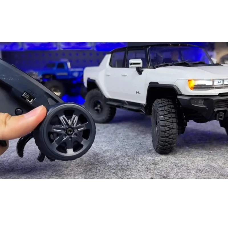 FMS FCX18 Hummer EV  1:18 4WD RC Rock Crawler 2-Speed Portal Axle Oil Filled Shocks LED Light Electric Off-Road Vehicle Model