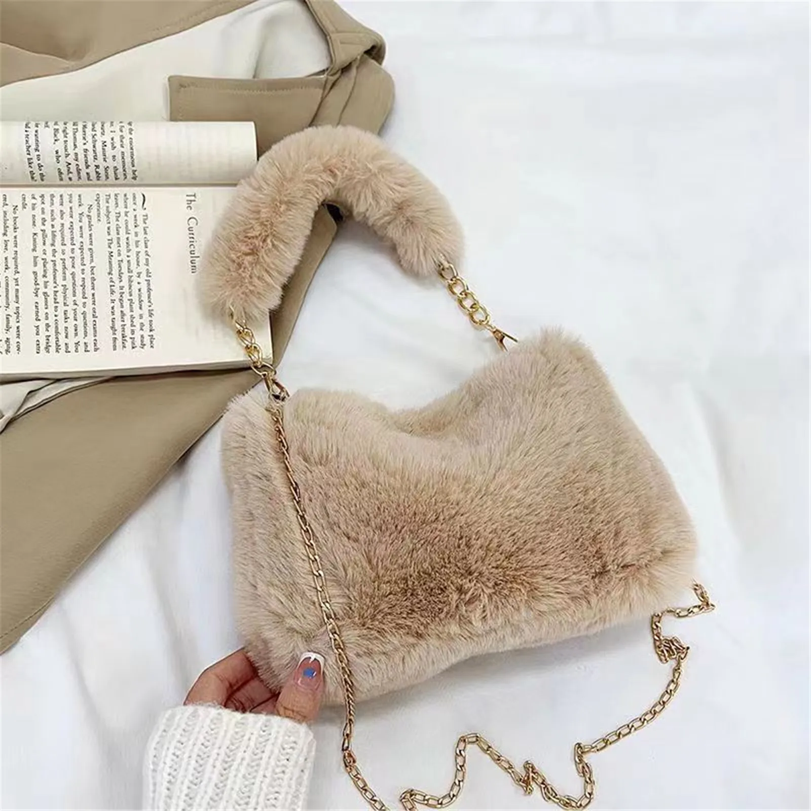 Plush Handbag Women\'S New Eco-Friendly Fur Furry Mini Handbag Korean Fashion Plush Crossbody Bag Square Bag