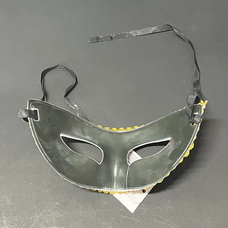 Masques de Mardi Gras plaqués or brillant pour hommes et femmes, accessoires de mariage Tim, costume de carnaval, cosplay de fête, accessoires de Noël, blanc