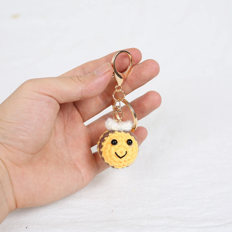 Novelty Creative Cute Knitting Bee Keychain Pendant Fashion Funny Bees Keyring Exquisite Backpack Decoration Accessories Gifts