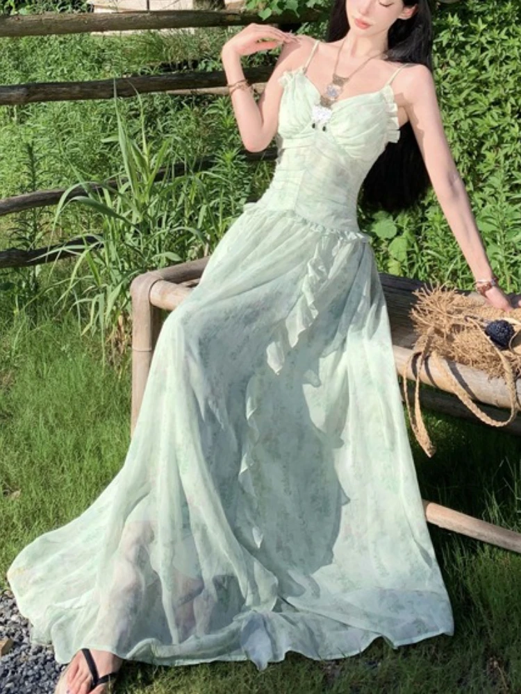 คอวีเอวสูงฝรั่งเศสสไตล์วันหยุดมิ้นท์สีเขียวดอกไม้ชุดเดรสสายรัดปาเก็ตตี้สไตล์เกาหลีฤดูร้อนนัวเนียกุ๊นชุดMaxi