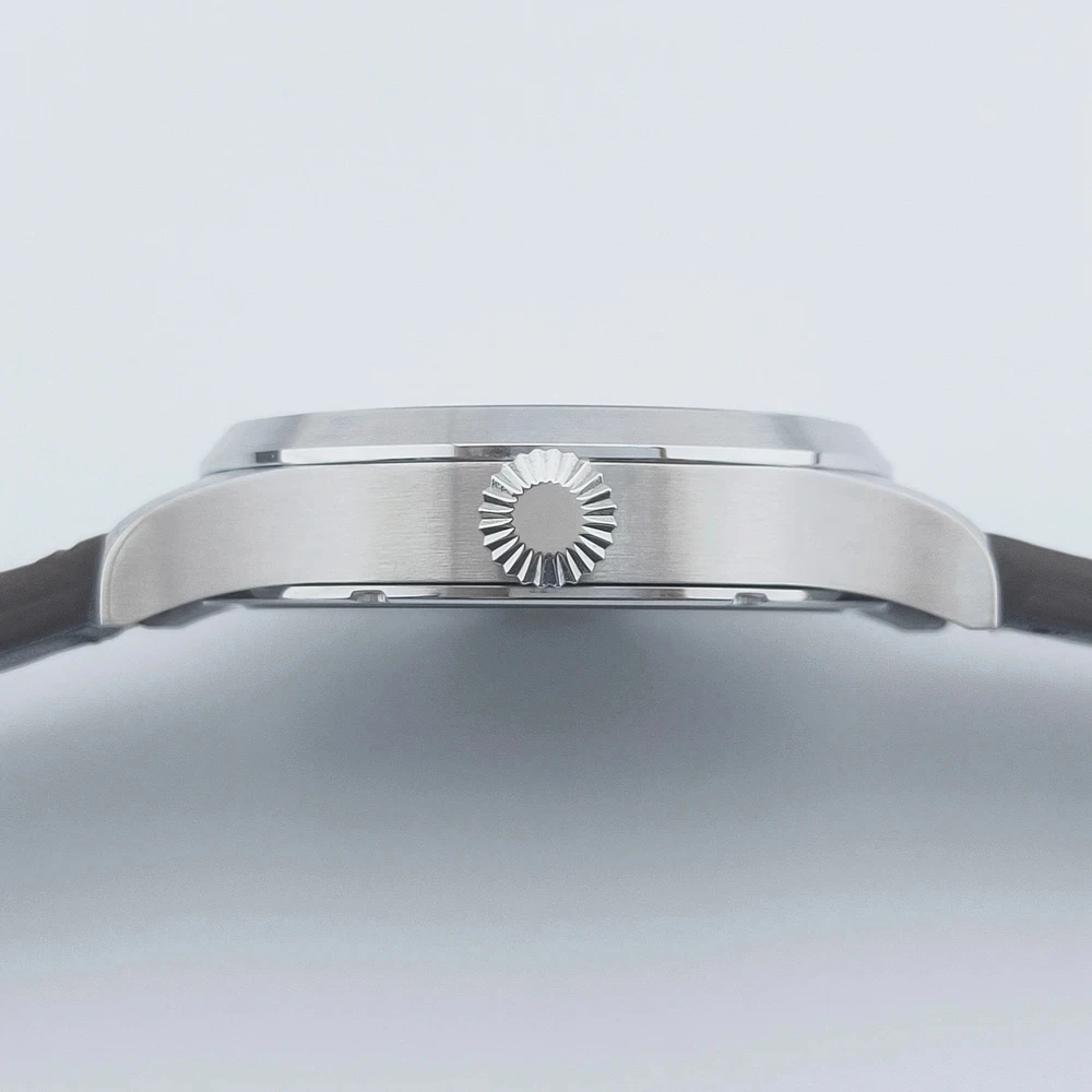 شعار مخصص 42 مللي متر الياقوت الزجاج الرجال ساعة St3600 اليد لف Movt الرياضة الجلود مضيئة Reloj العقيمة الهاتفي مقاوم للماء Reloj