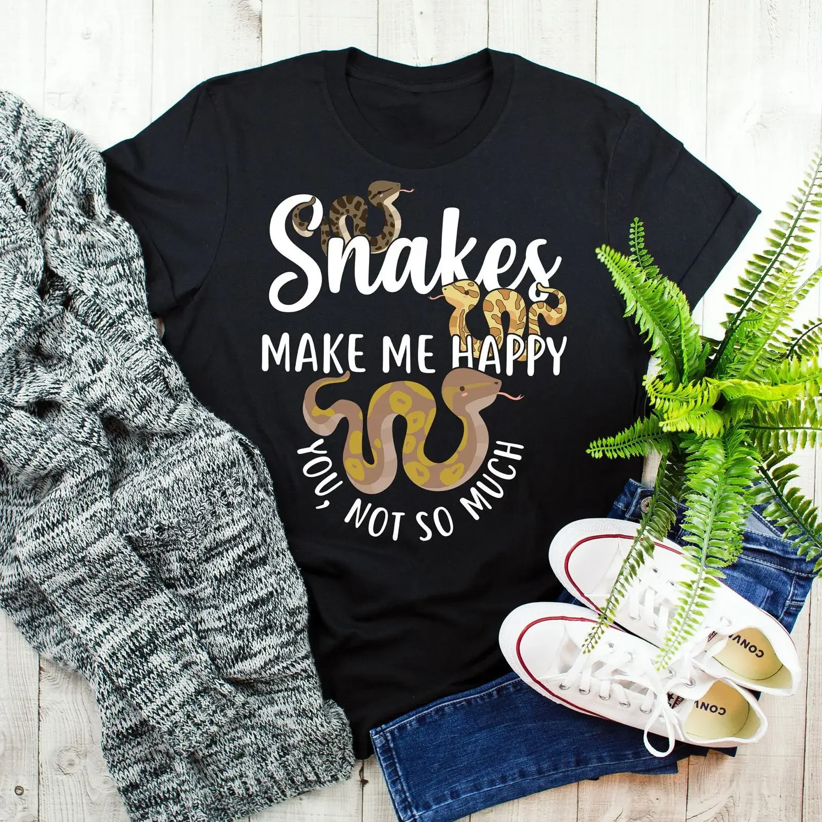 Snakes Make Me Happy Funny T Shirt Reptile Snake Lover Ball Python Carpet for Kids vintage Washed Breathable Comfortable homme