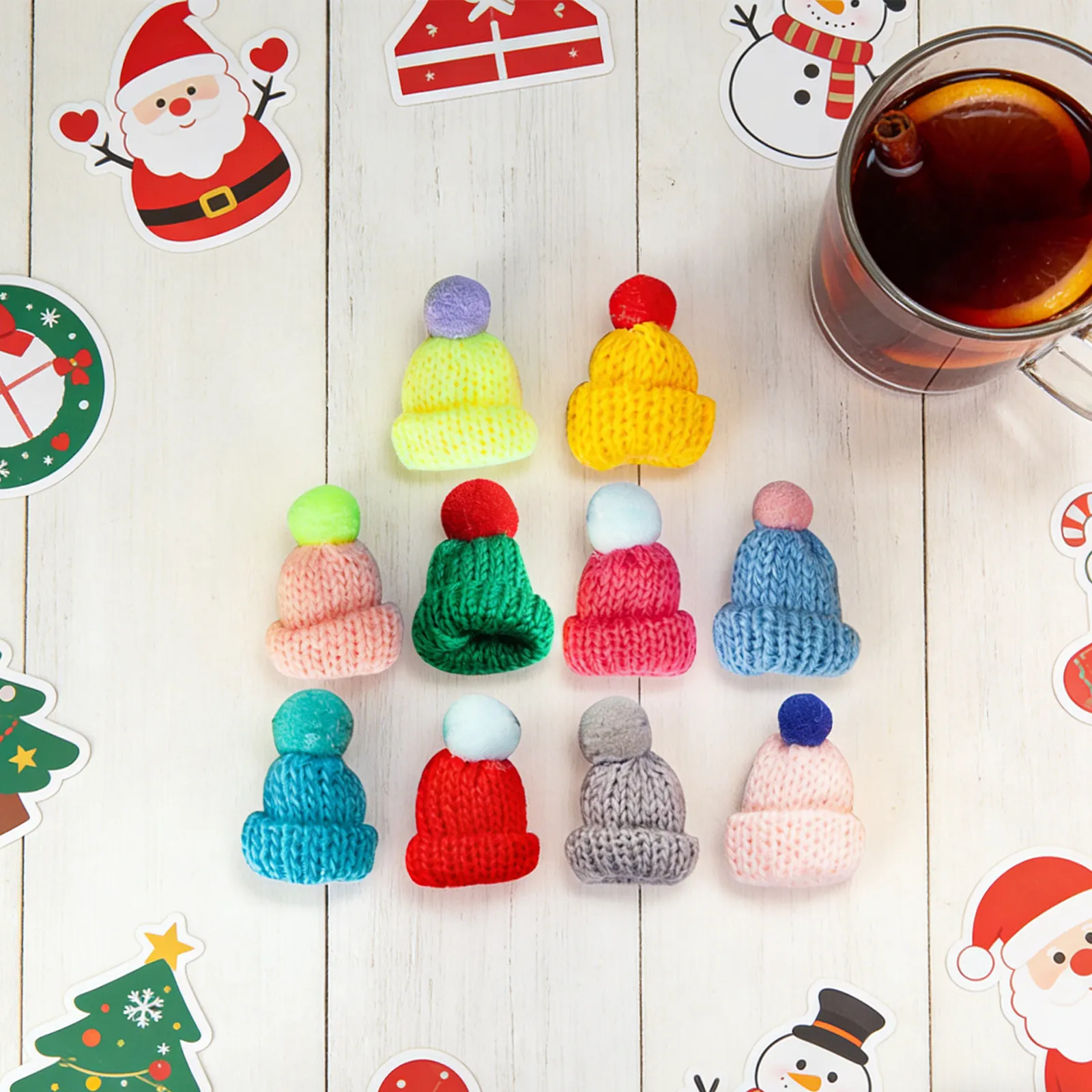 10 Peças de Mini Chapéus de Tricô em Lã, Acessórios Versáteis para Artesanato DIY, Adoráveis Chapéus Pequenos para Decoração de Festas em Casa e Ornamentos de Natal