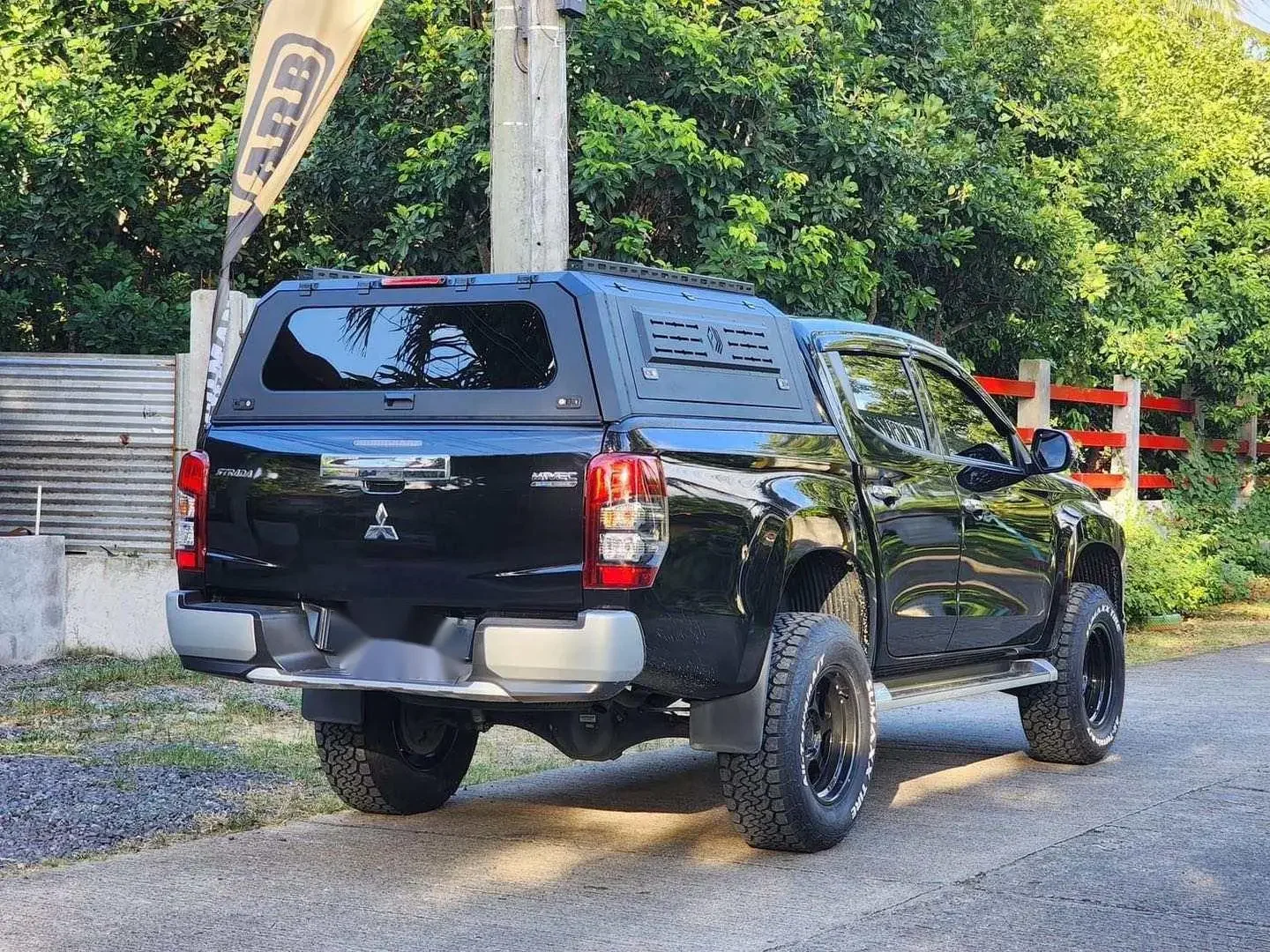 Custom fit aluminum canopy for mitsubishis Triton L200 top camper waterproof anti rusted hard tonneau cover auto accessories