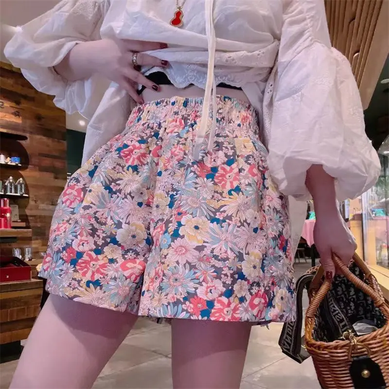 Shorts for Women Baggy Home Elastic Waist Flowers Loose Woman Short Pants XL Outfits Cheap Elasticty Trend 2025 Summer Designer