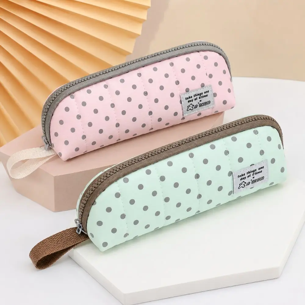 Tragbares Polka-Dot-Federmäppchen im koreanischen Stil, tragbare Stifttasche, tragbares Federmäppchen mit großer Kapazität, Schulbedarf