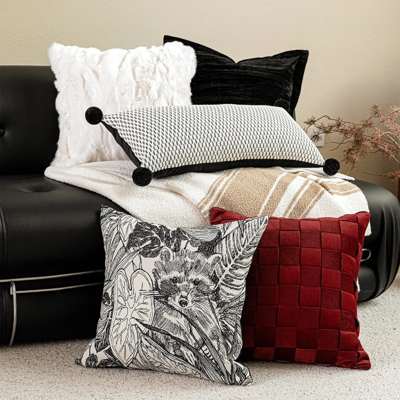 

30X65/45X45CM French Retro Throw Pillow Cover Red Black Luxury Stamping Waist Cushion Cover Decor Home Decorative Pillowcase