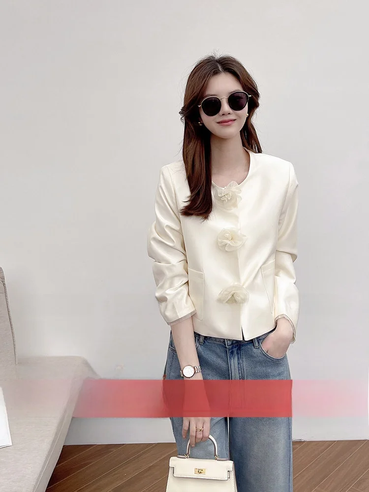 

Korean Fashion Silk Flower round Neck Short Jacket Women's Luxury Style Autumn New Arrival Elegant Top Quality Silk Outerwear