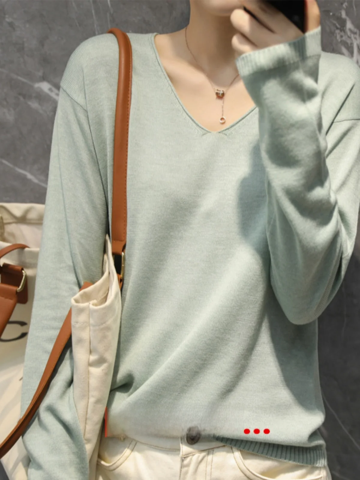 

Spring 2026 Women's V-Neck Knitted Sweater Loose Fit Thin Low-Neck Base Shirt Korean Style Casual Commute Soft Long Sleeve
