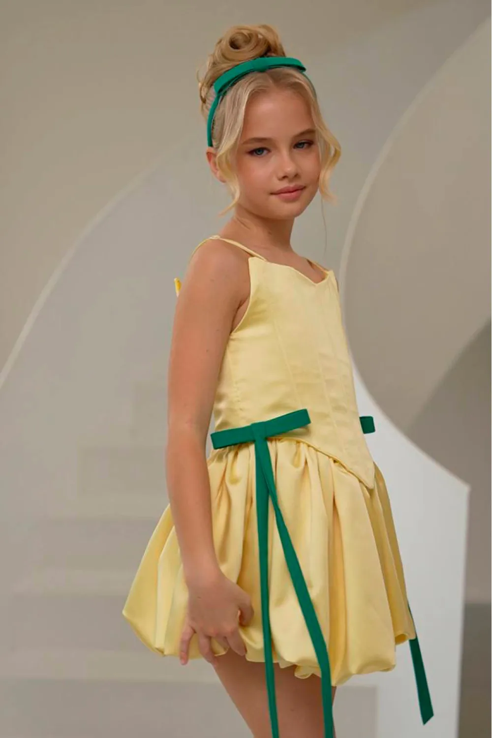 robe-de-gala-jaune-courte-en-satin-pour-fille-robe-de-demoiselle-d'honneur-pour-mariage-robe-de-bal-mini-a-bretelles-fines-robe-de-princesse-pour-enfants