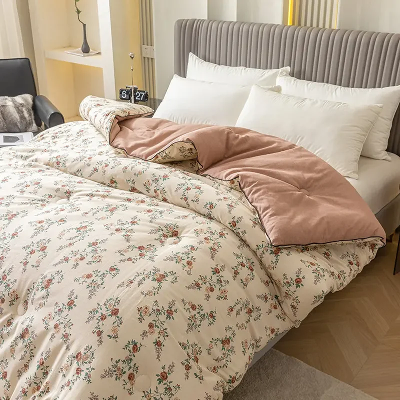 Cotton Mulberry Silk Filling Quilts Extra Thicken Breathable Warm Winter Quilt Core Soft Skin-Friendly Breathable Bedclothes
