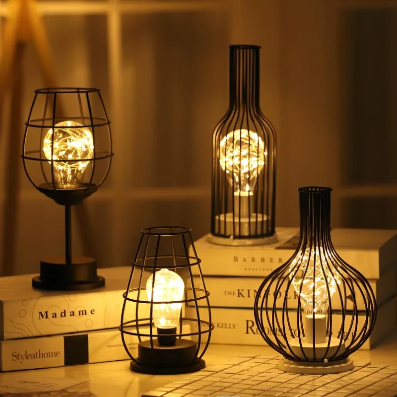 

Hollow Table Lamp Retro Bedside Lamp Bedroom Living Room Desk Lamp Lantern Diamond Night Light Holiday Birthday Christmas Gift