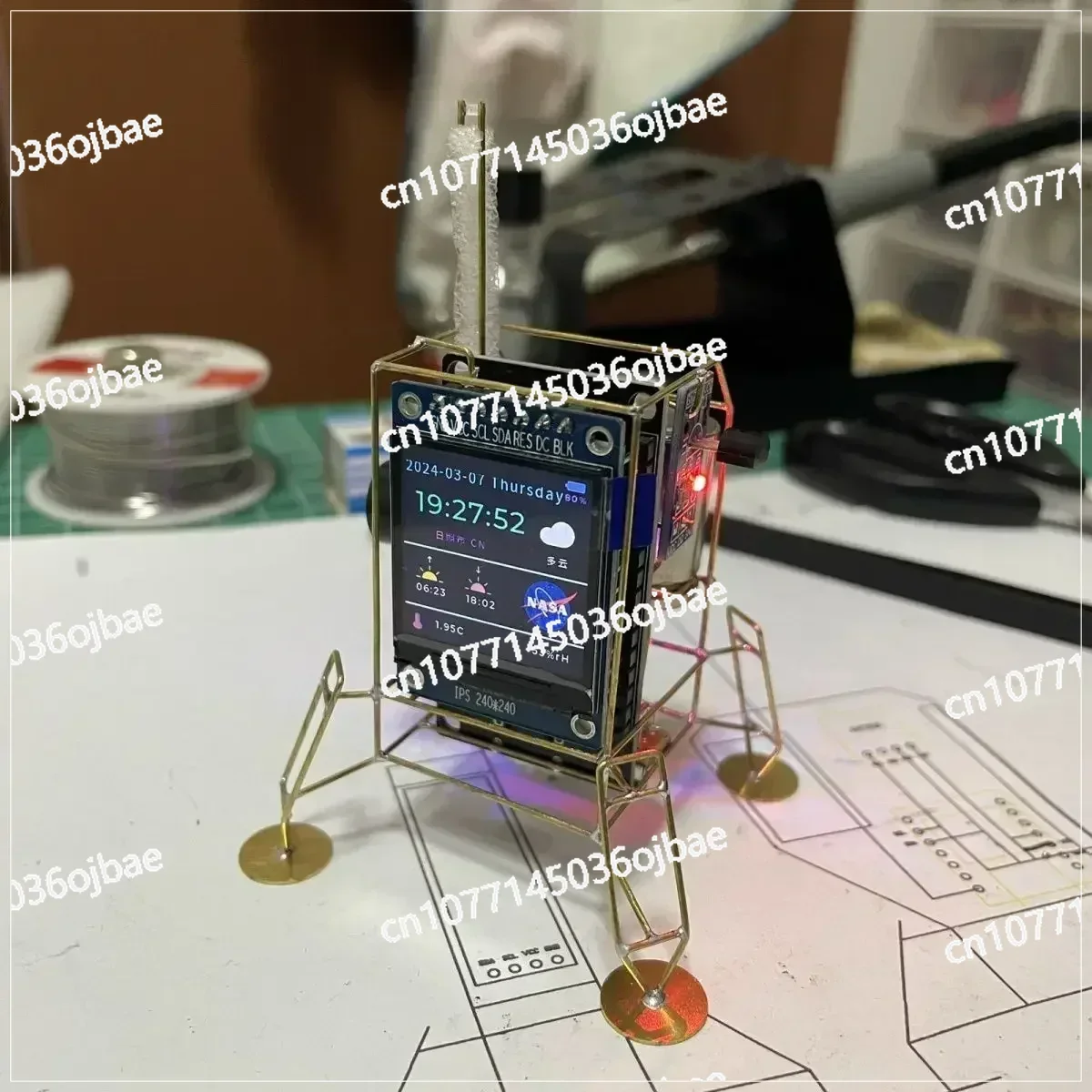 

Handmade Decorations, Mars Lander WIFI Desktop Clock