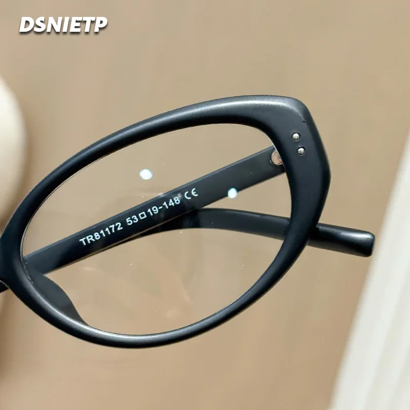 ISLINO Simple Cat Eye Customizable Reading Prescription Glasses Anti Blue Light Ladies Progressive Photochromic Myopia Eyewear