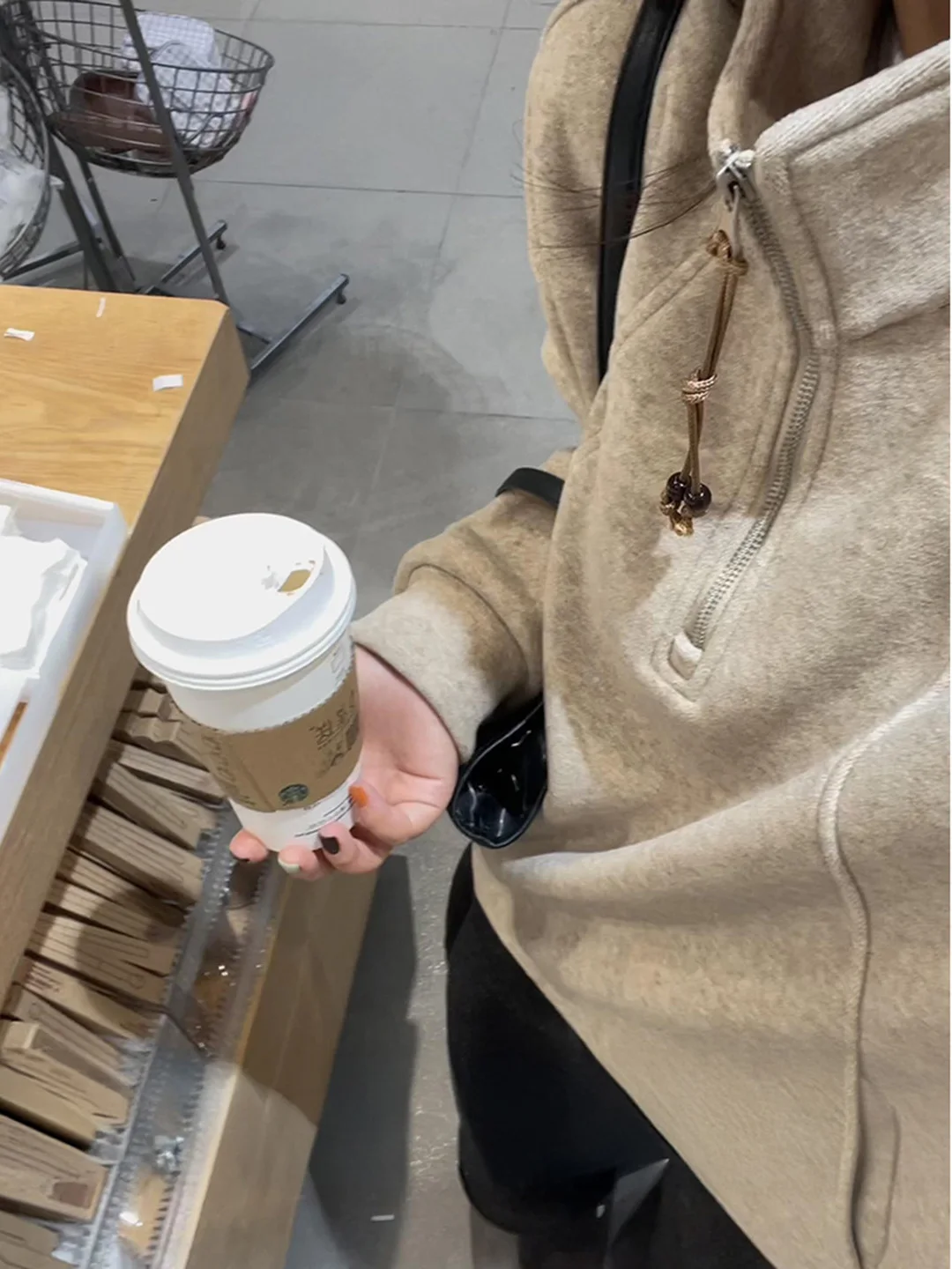 

Американская женская флисовая толстовка на молнии в стиле High Street, повседневная, свободного кроя, осенне-зимняя, новый стиль, удобная, универсальная верхняя одежда