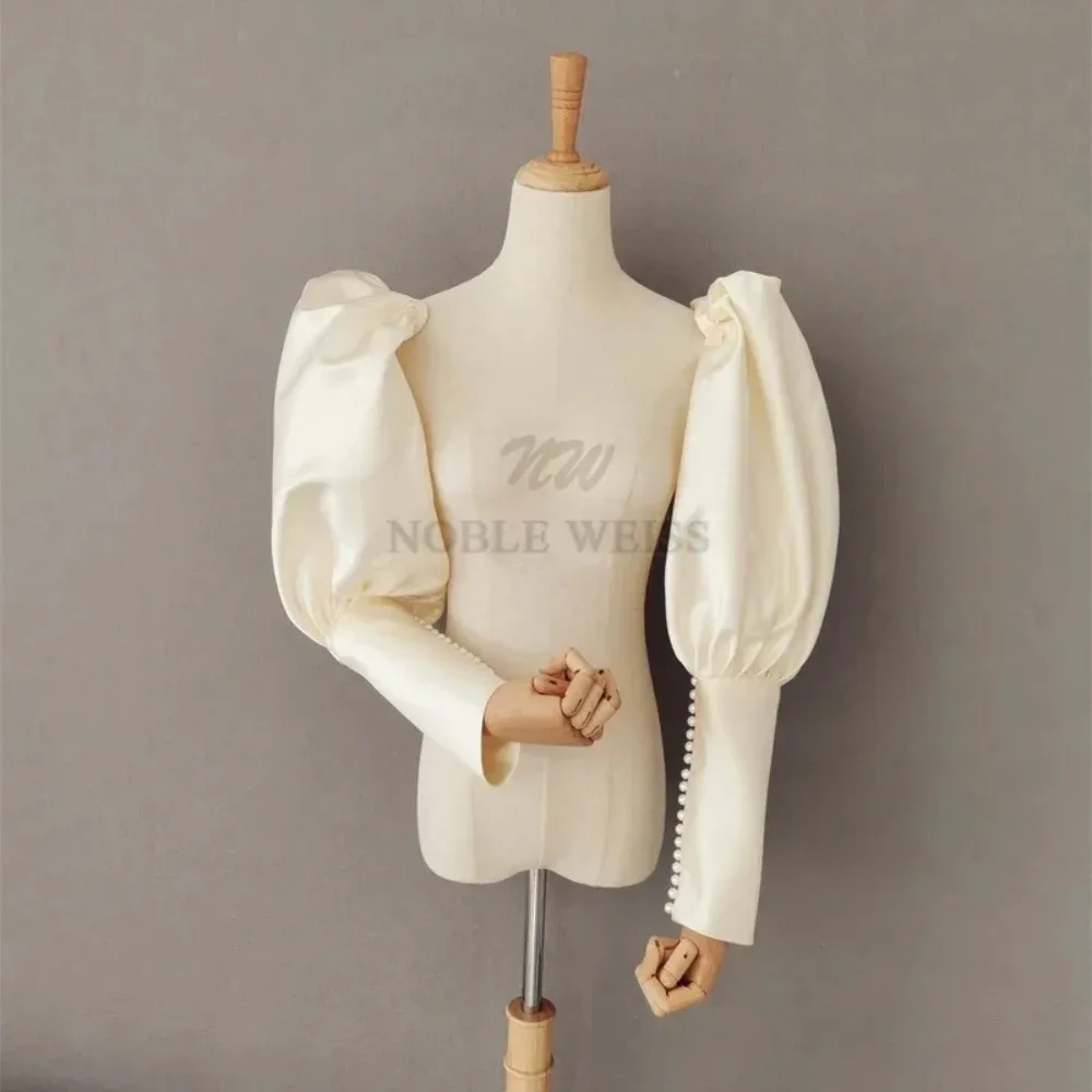 فستان زفاف Seperatel بأكمام طويلة من الساتان سترة زفاف بأكمام ذراع أنيقة لؤلؤية إخفاء الذراع أكمام كلاسيكية قابلة للفصل #1