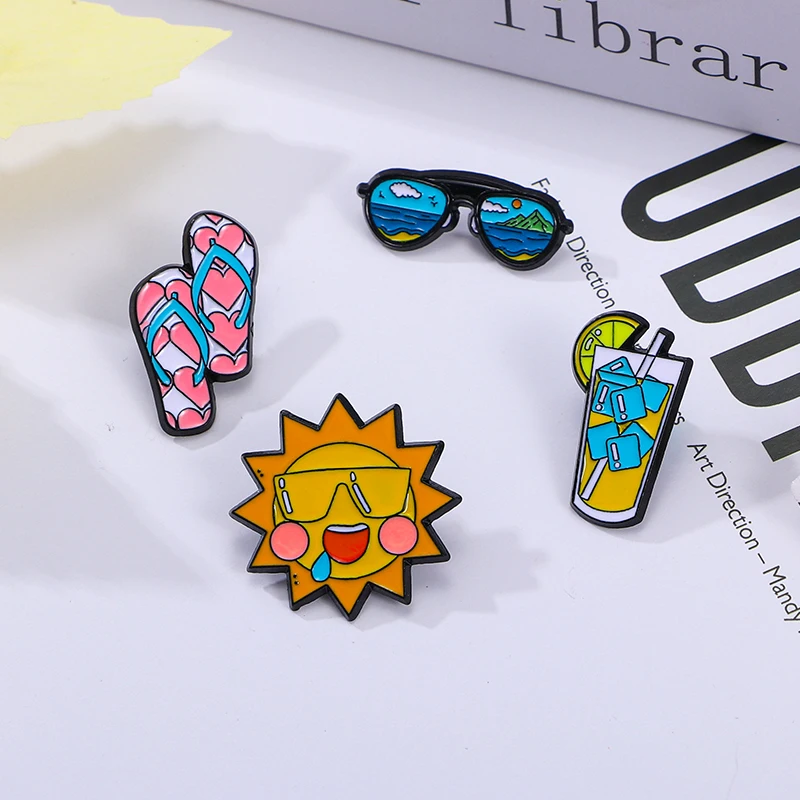 4Pcs/Set Statement Summer Theme Series Pins Sun Sunglasses Juice Flip-Flops Shaped Beach Brooches Cheaper Item Freeshipping