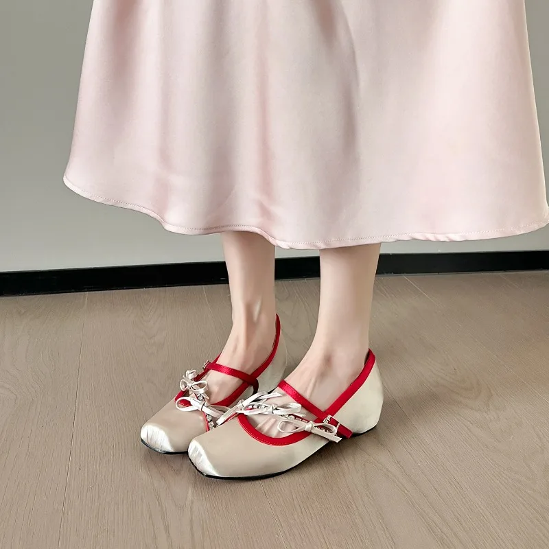 

2026 Women's Mary Jane Shoes Fashion Square Head Casual Shoes for Woman Exquisite Ballet Flat Shoe Designer Shoes Zapatos Mujer