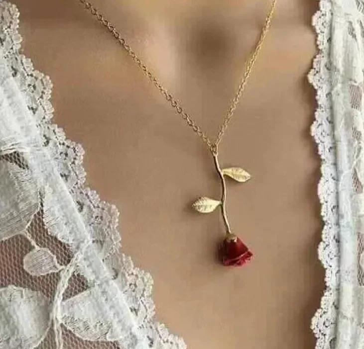 Retro Rose Imitation Gold and Silver Pendant Simple Necklace Creative Red Flower Jewelry Accessories for Women