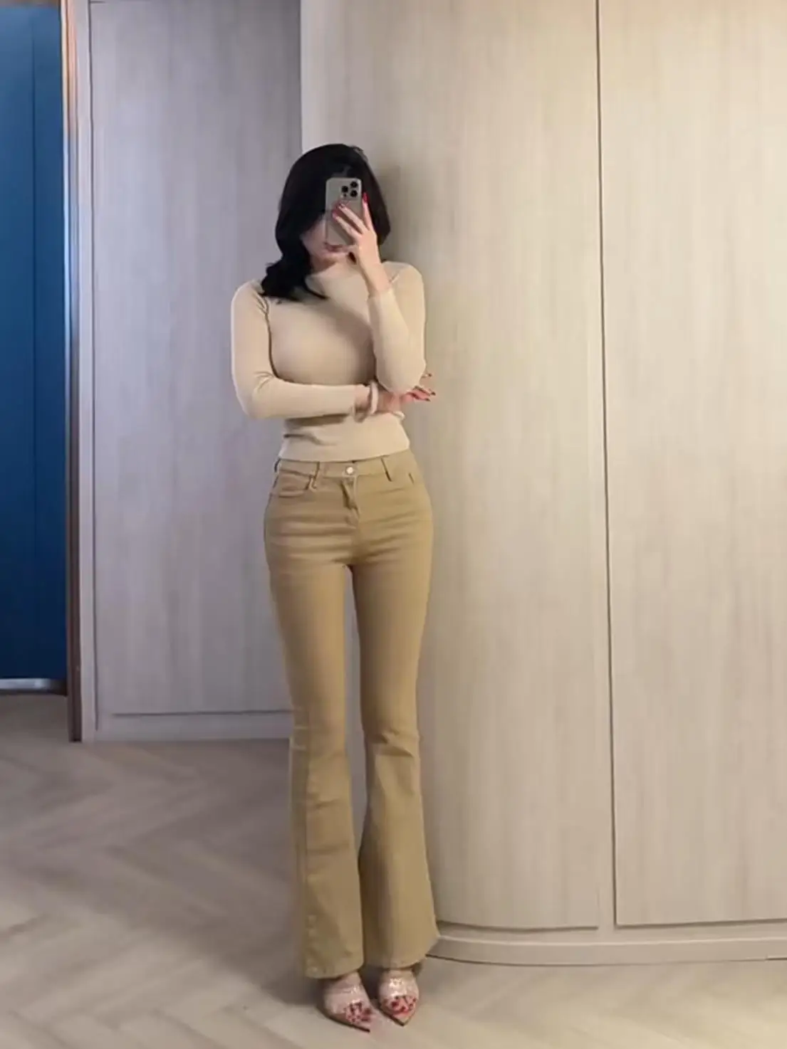 

Джинсы цвета хаки с высокой талией, эластичные, утягивающие, весна-осень, новые, модные, универсальные, с эффектом подтяжки бедер, джинсовые брюки-клеш