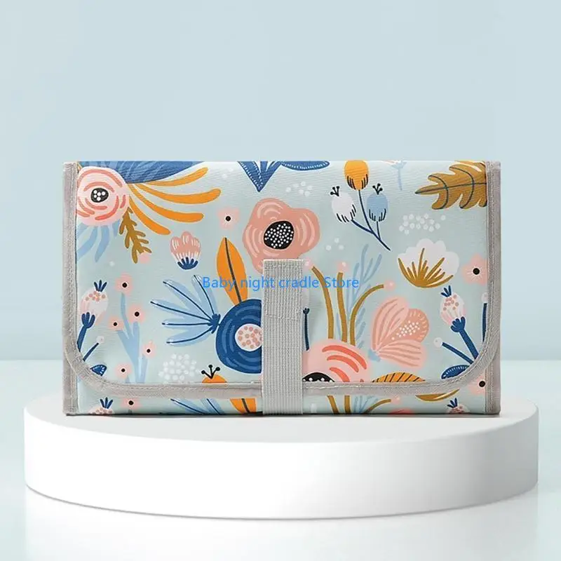 

J2FF Baby Pee Mat Portable with High Absorbency Machine Washable Changing Pad Soft & Comfortable Changing Mat Mom Carryall