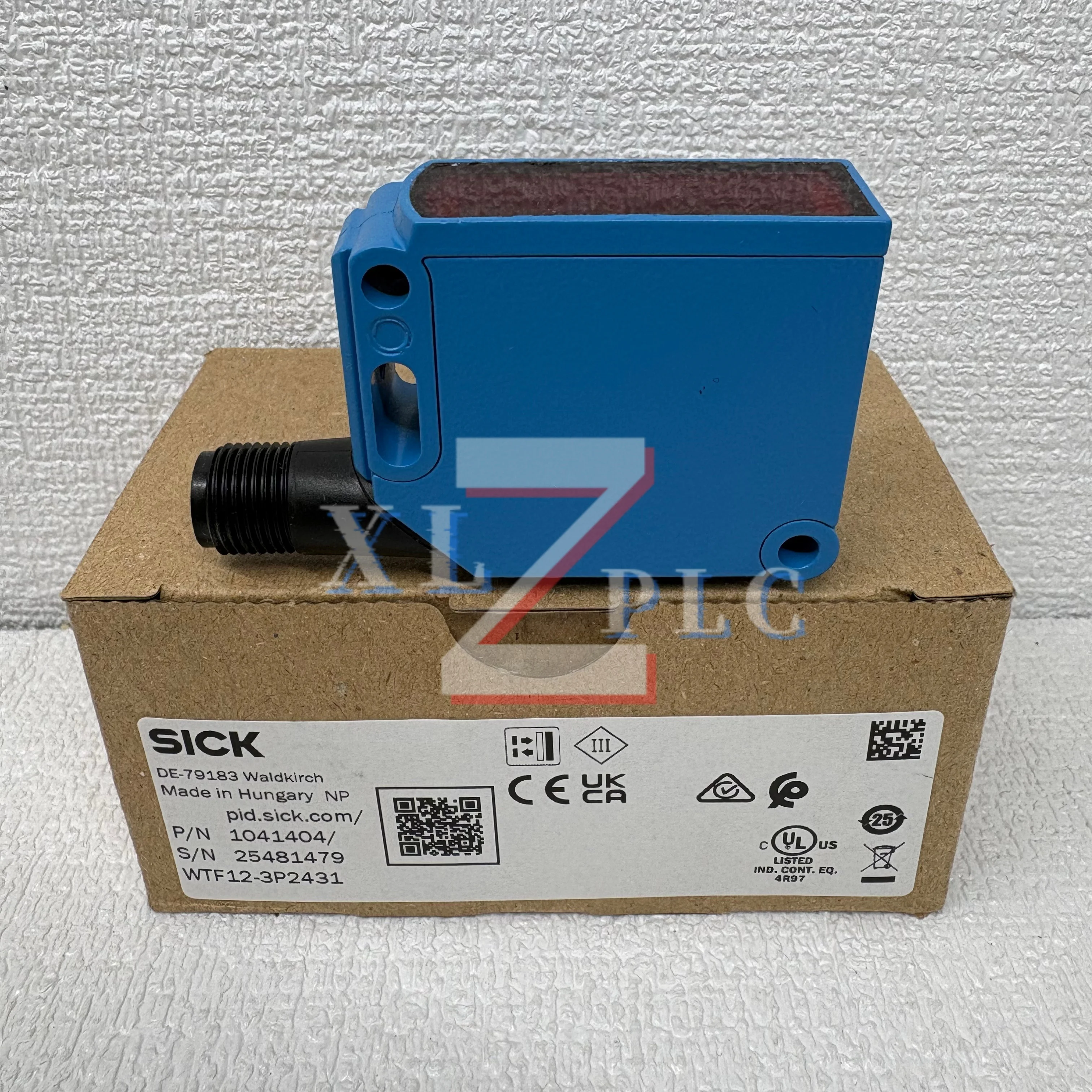 WT34-R220 Saklar Sensor Fotolistrik WTF12-3P2431 Asli Baru