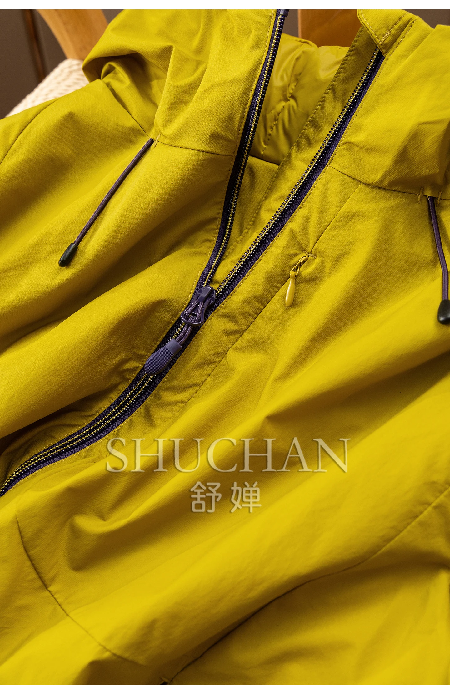 Light Outdoor Three-proof Pressure-free 90-down Hooded Down Jacket Women's 95B8 Casaco Feminino Inverno 2025