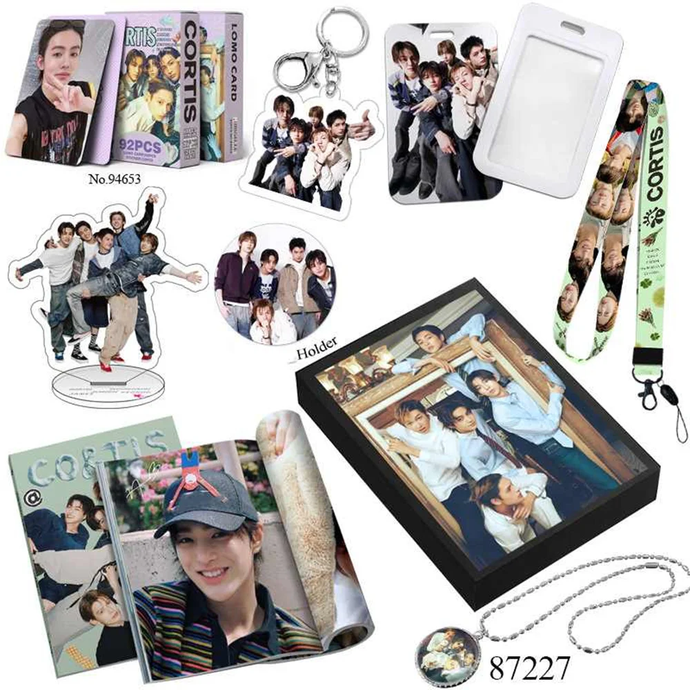 cortis-album-greengreen-gift-box-keychain-standing-figure-adjustable-phone-holder-hd-printing-lomo-card-martin-james-juhoon-gift