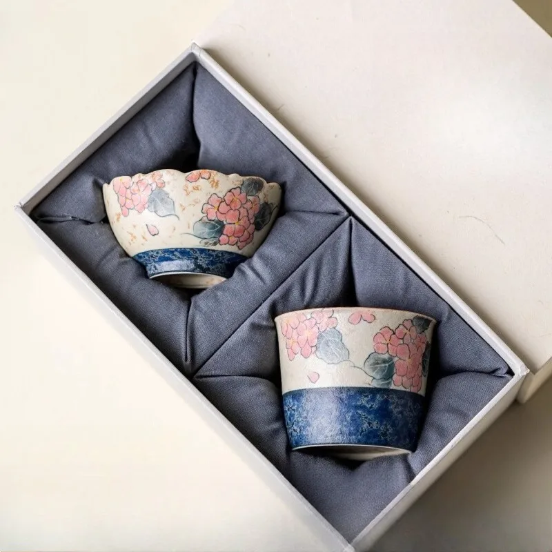 

Blue and white flint red hand-painted hydrangea master cup retro ceramic home tea cup kung fu tea set tea cup