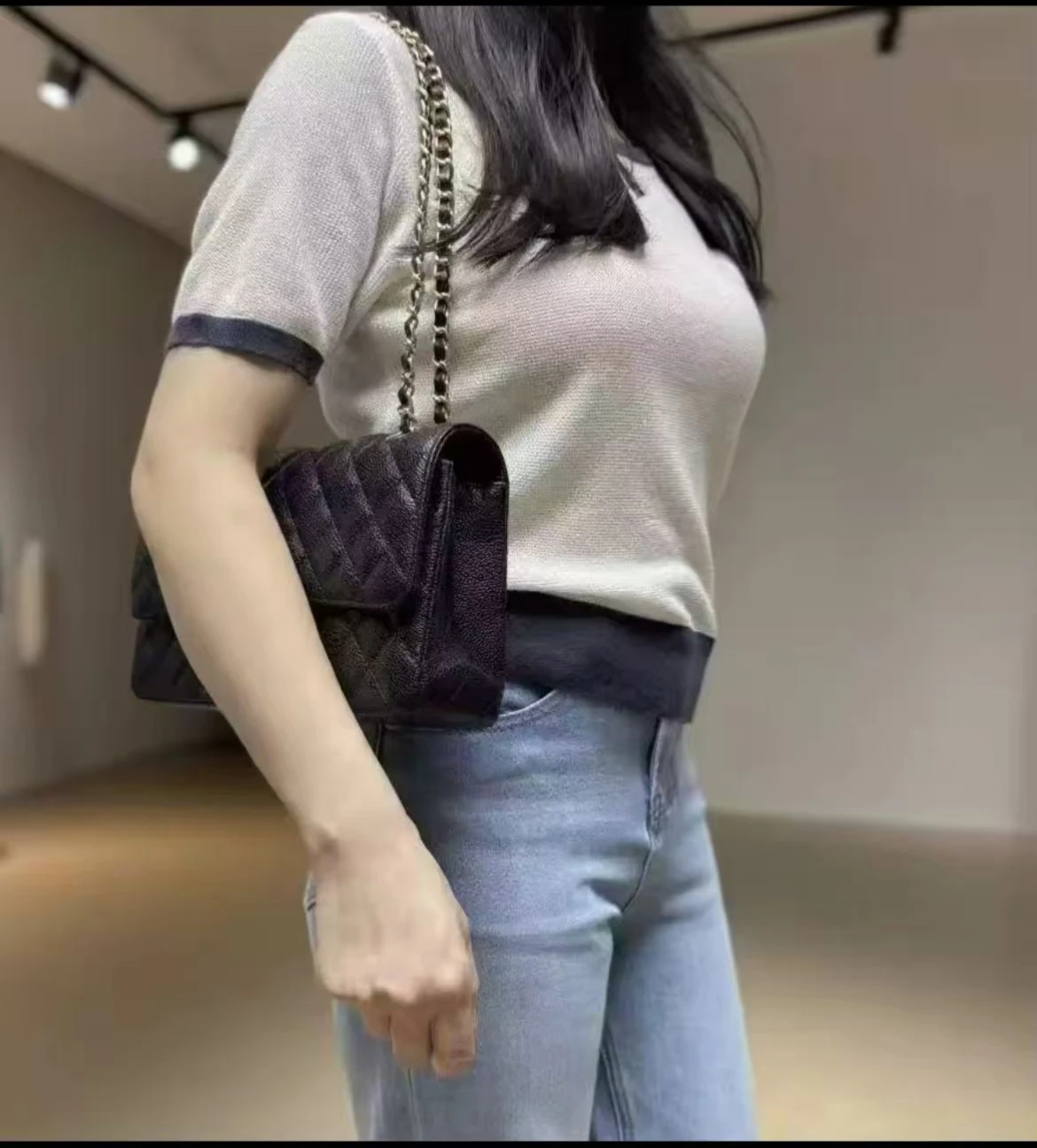 

Classic women's chain shoulder bag, best-selling high-quality leather flap crossbody bag, top-class luxurious women's handbag