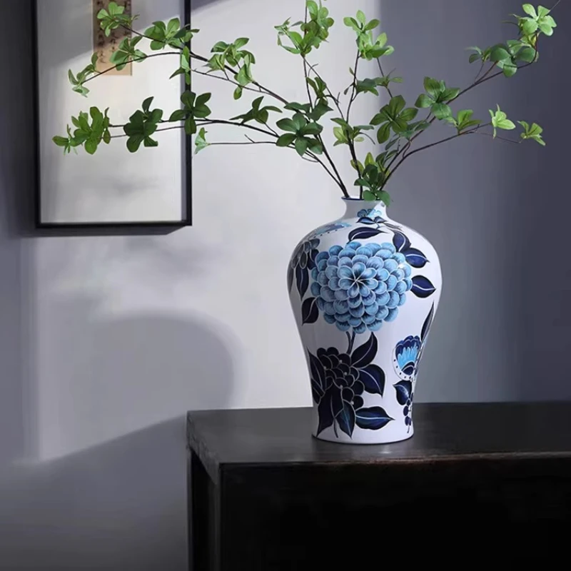 Vase New Chinese hand-painted blue and white porcelain ceramics Big belly living room flower arrangement