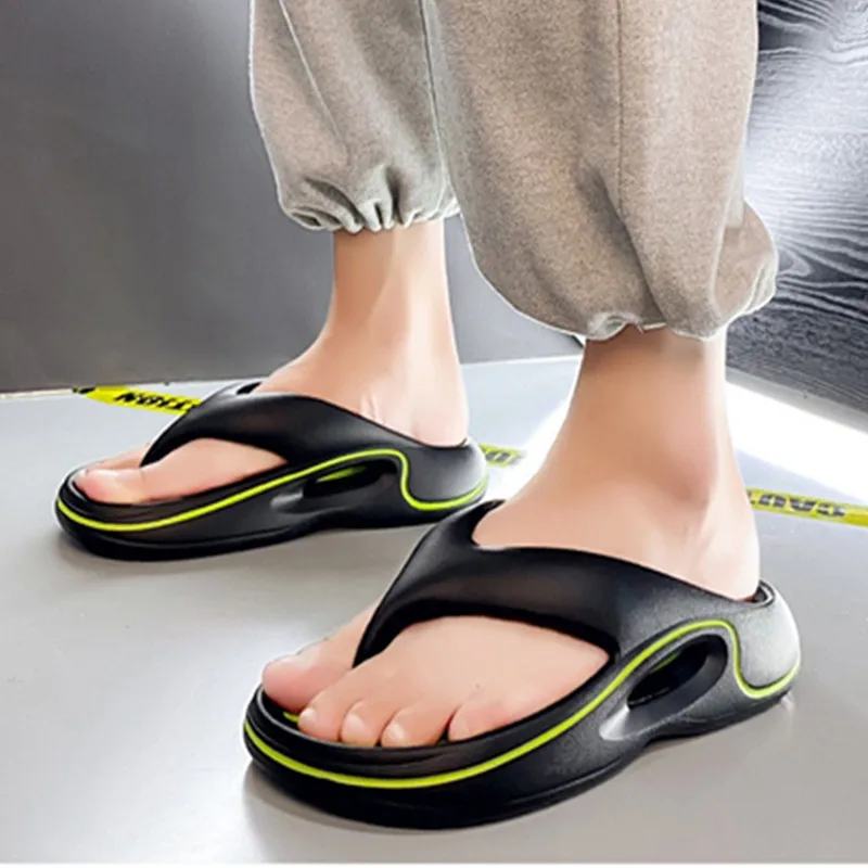 2024 Summer Slippers Men Flip Flops Thick Soled EVA Soft Slides For Men Non-Slip Fashion Sandals Outdoor Beach Summer Shoes