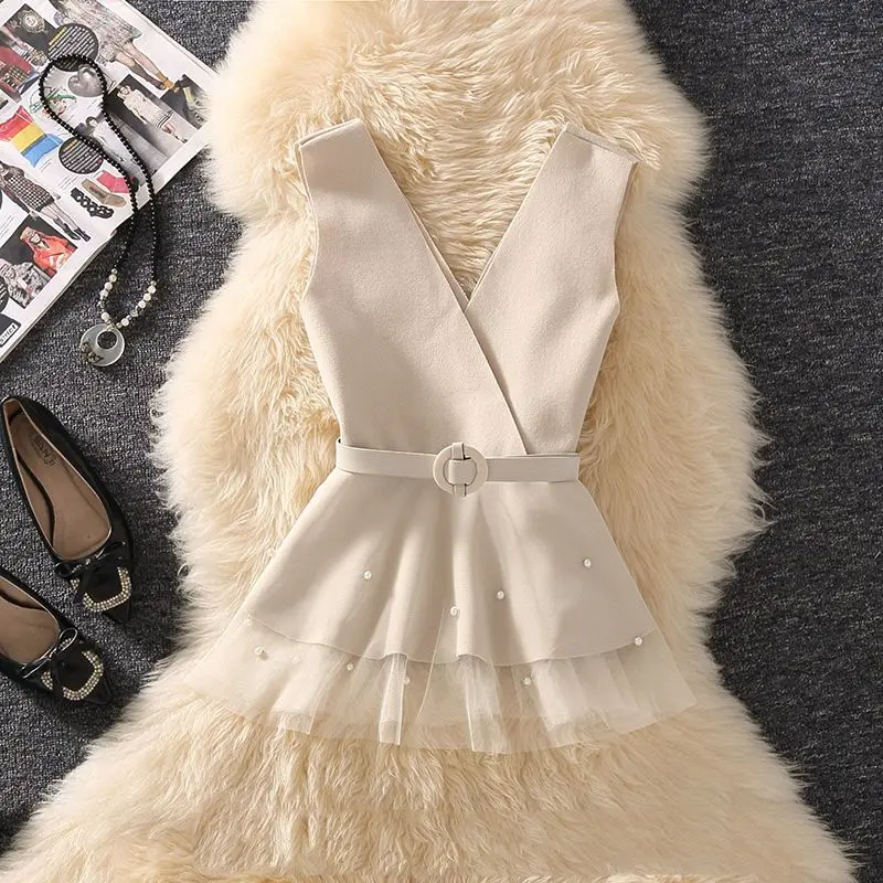 Temperate Woolen Ruffle-edged Precious Mesh Short Vest for Women Slim Vest Outer Waistcoat