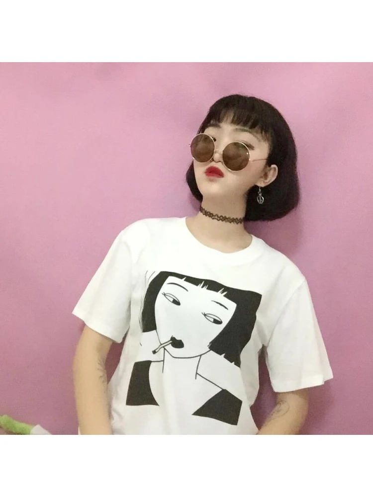 

Smoking Girl Printing T Shirt Fashion Tumblr Grunge Tshirts Graphic Aesthetic Shirt Clothes Women Short Sleeve Tee Tops